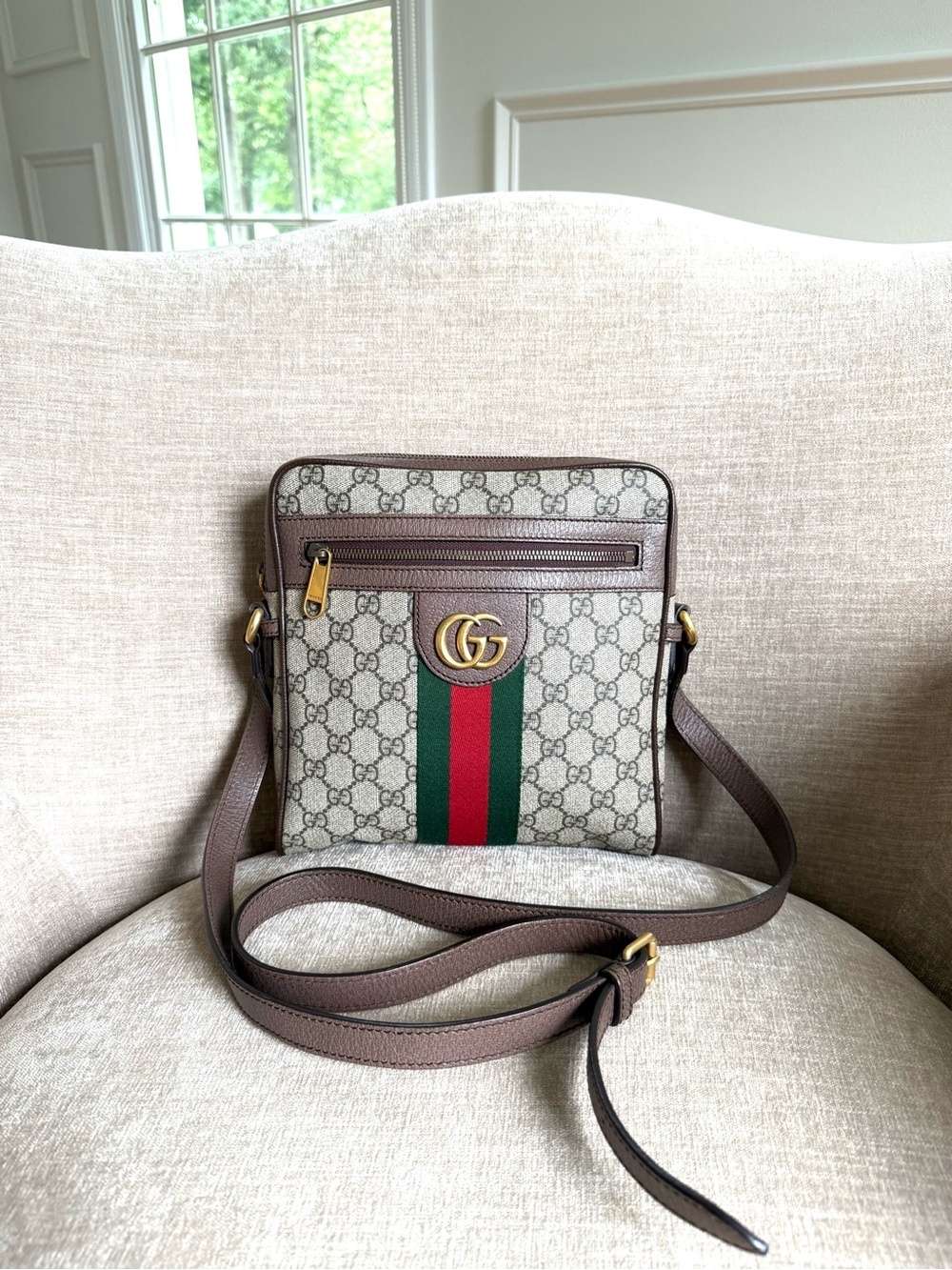 Authentic GUCCI GG Supreme Monogram Web Ophidia Messenger Bag Brown unisex